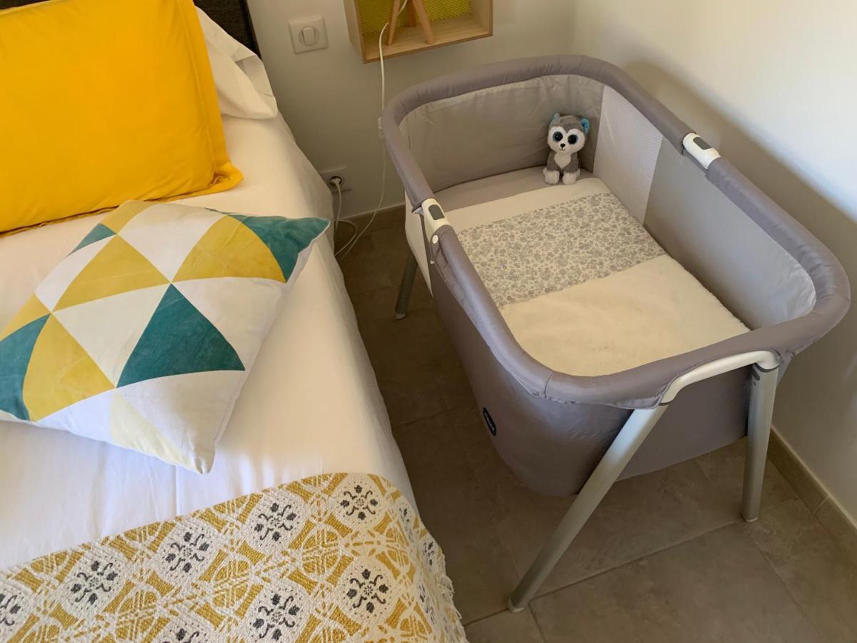 Cassis Village Options Parking And Baby Eksteriør billede