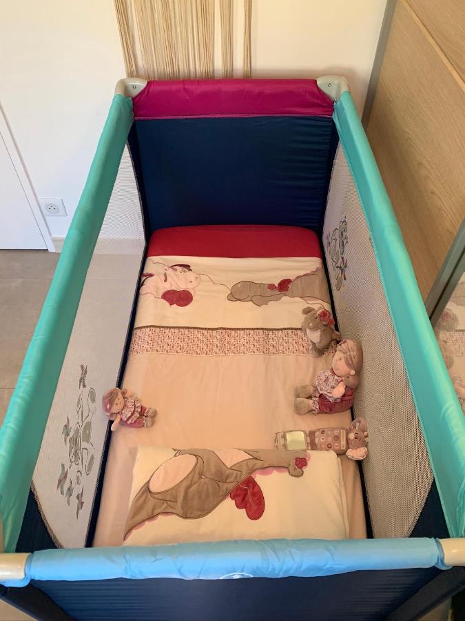 Cassis Village Options Parking And Baby Eksteriør billede